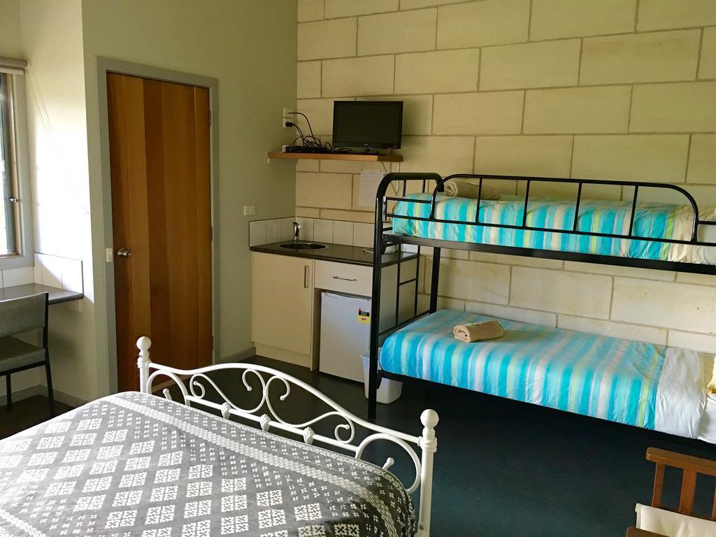 Port Campbell Guesthouse & Flash Packers Εξωτερικό φωτογραφία